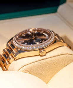 Đồng hồ Rolex Day-Date 228345RBR 40mm Chocolate Set with Diamond Rose Gold chính hãng