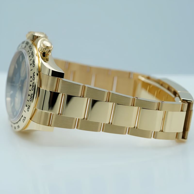 dong-ho-rolex-cosmograph-daytona-126508-mat-so-den-vang-champagne (6)