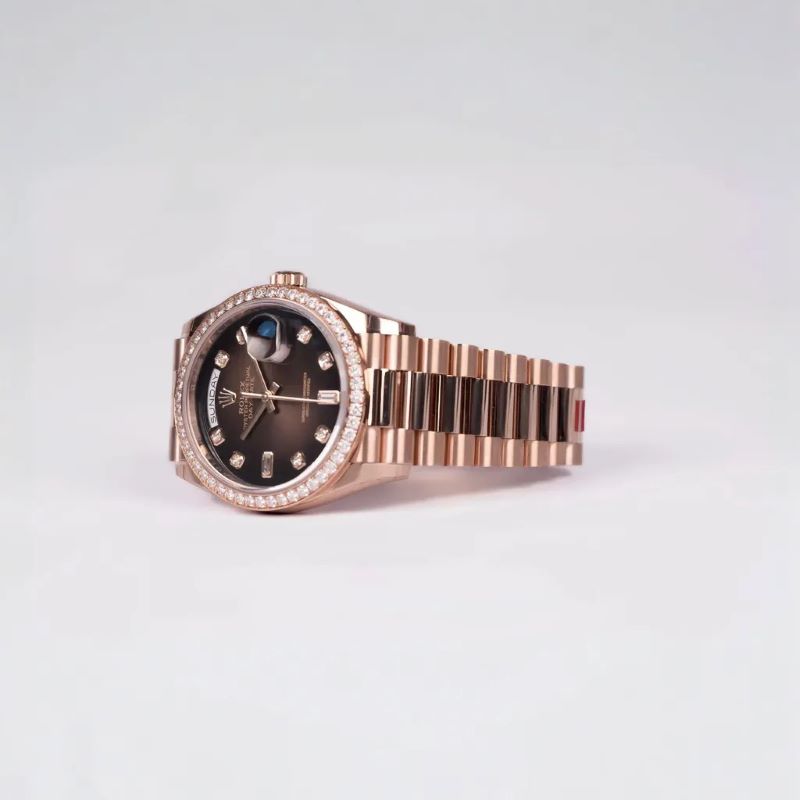 dong-ho-rolex-day-date-36-128345rbr-mat-so-ombre-nau (3)