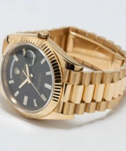 Rolex Day-Date 40 228238 Mặt Số Đen Nạm Kim Cương