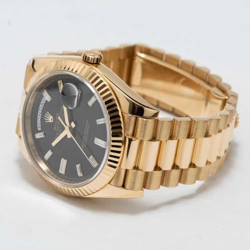 Rolex Day-Date 40 228238 Mặt Số Đen Nạm Kim Cương