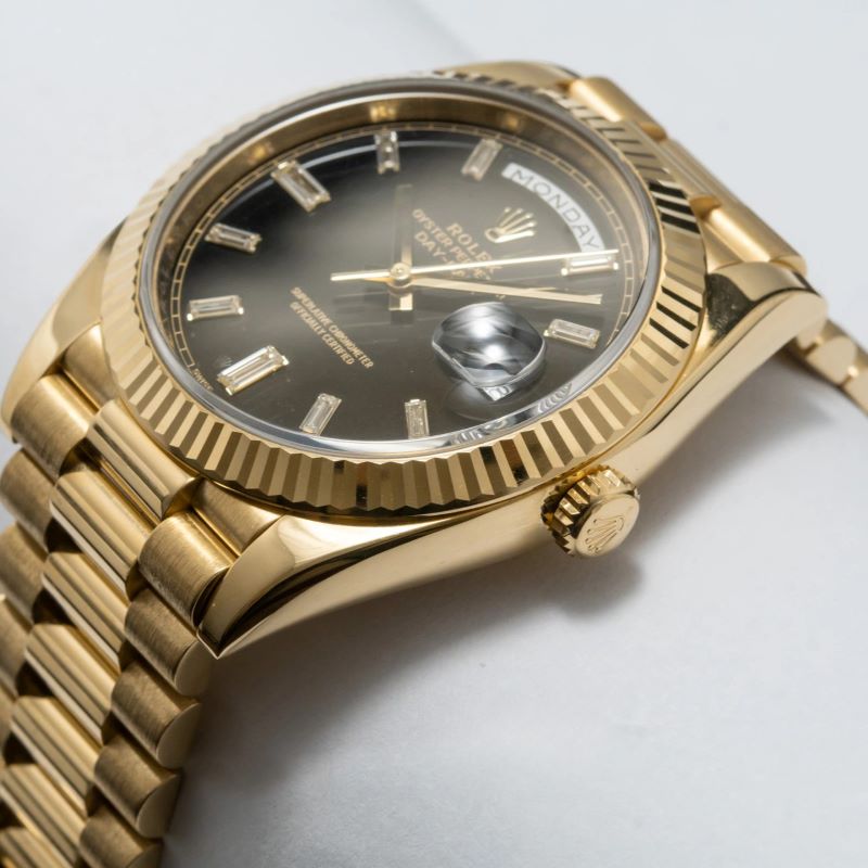 Rolex Day-Date 40 228238 Mặt Số Đen Nạm Kim Cương