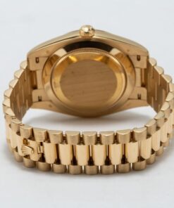 Rolex Day-Date 40 228238 Mặt Số Đen Nạm Kim Cương