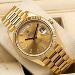 Rolex Day-Date 40 228238 Mặt Số Vàng Champagne Nạm Kim Cương