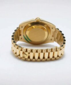 Rolex Day-Date 40 228238 Mặt Số Vàng Champagne Nạm Kim Cương