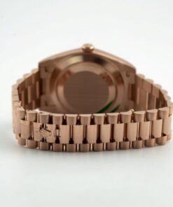 Rolex Oyster Perpetual Day-Date 40 228235 Mặt Số Xanh Olive