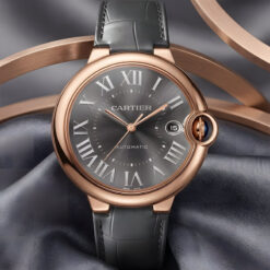 Đồng Hồ Cartier Ballon Bleu De Cartier WGBB0050 – Đường Kính 40mm, Vỏ Vàng Hồng 18K, Dây Da Cá Sấu Xám Có Thể Thay Thế